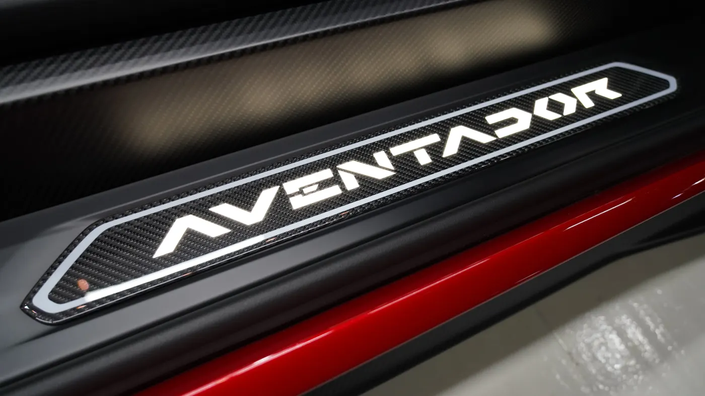 Lamborghini Aventador SVJ Roadster | 2021 | 1 of 800 photo 20