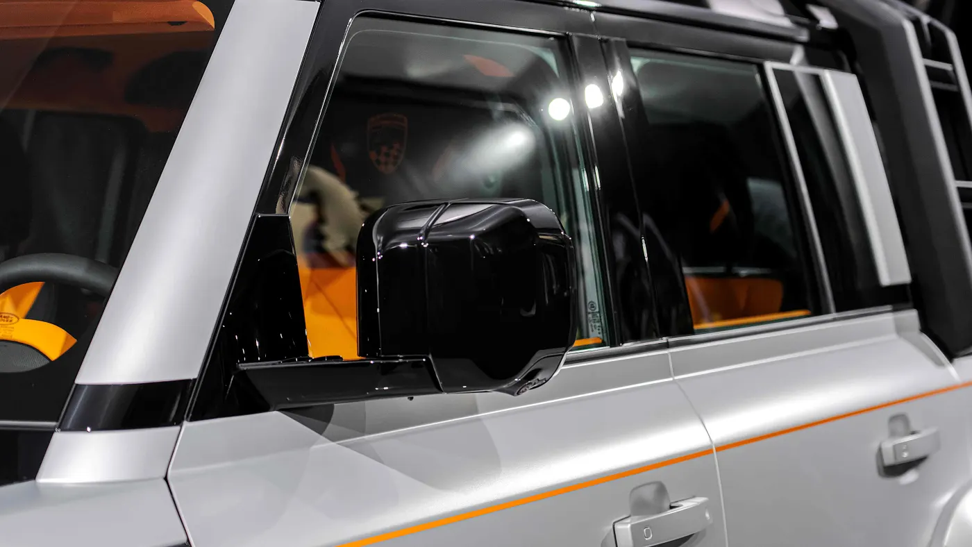 Land Rover Defender 110 P400 X Edition CLR LD by Lumma Design photo 10