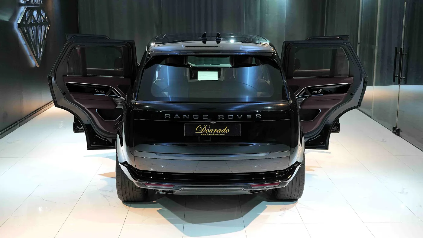 Land Rover Range Rover Autobiography P530 | Short Wheelbase photo 10