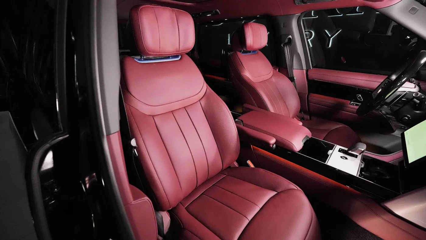 Land Rover Range Rover Autobiography P530 | Short Wheelbase photo 17