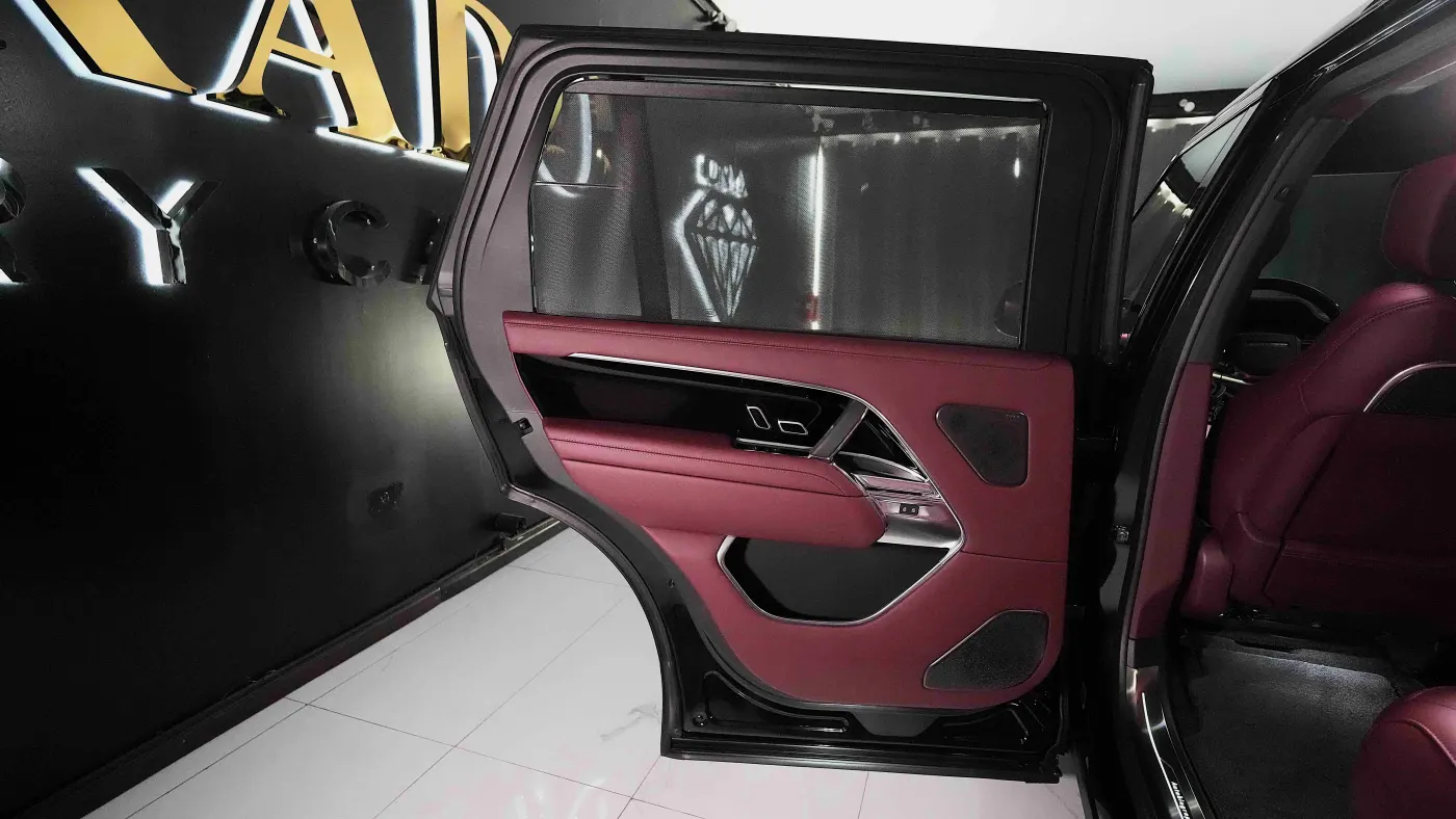 Land Rover Range Rover Autobiography P530 | Short Wheelbase photo 19