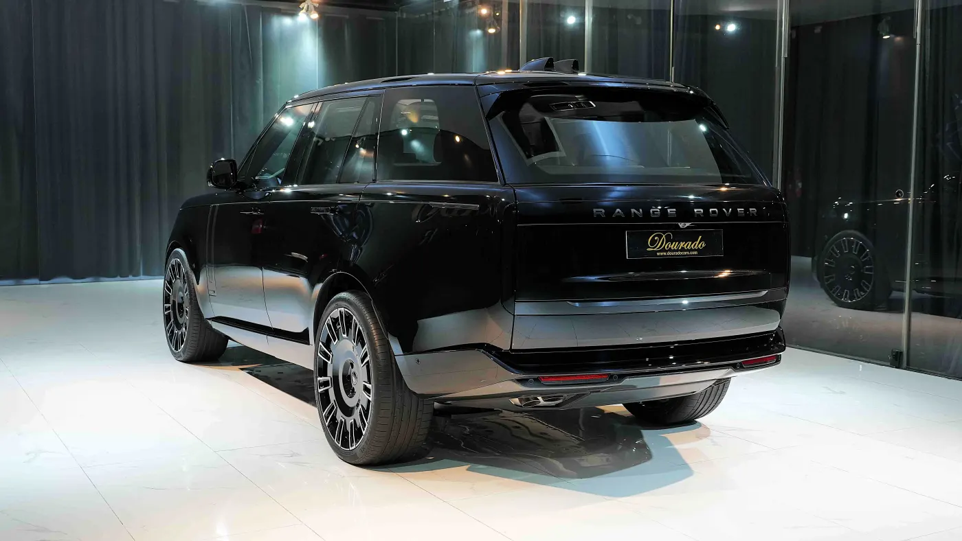 Land Rover Range Rover Autobiography P530 | Short Wheelbase photo 4