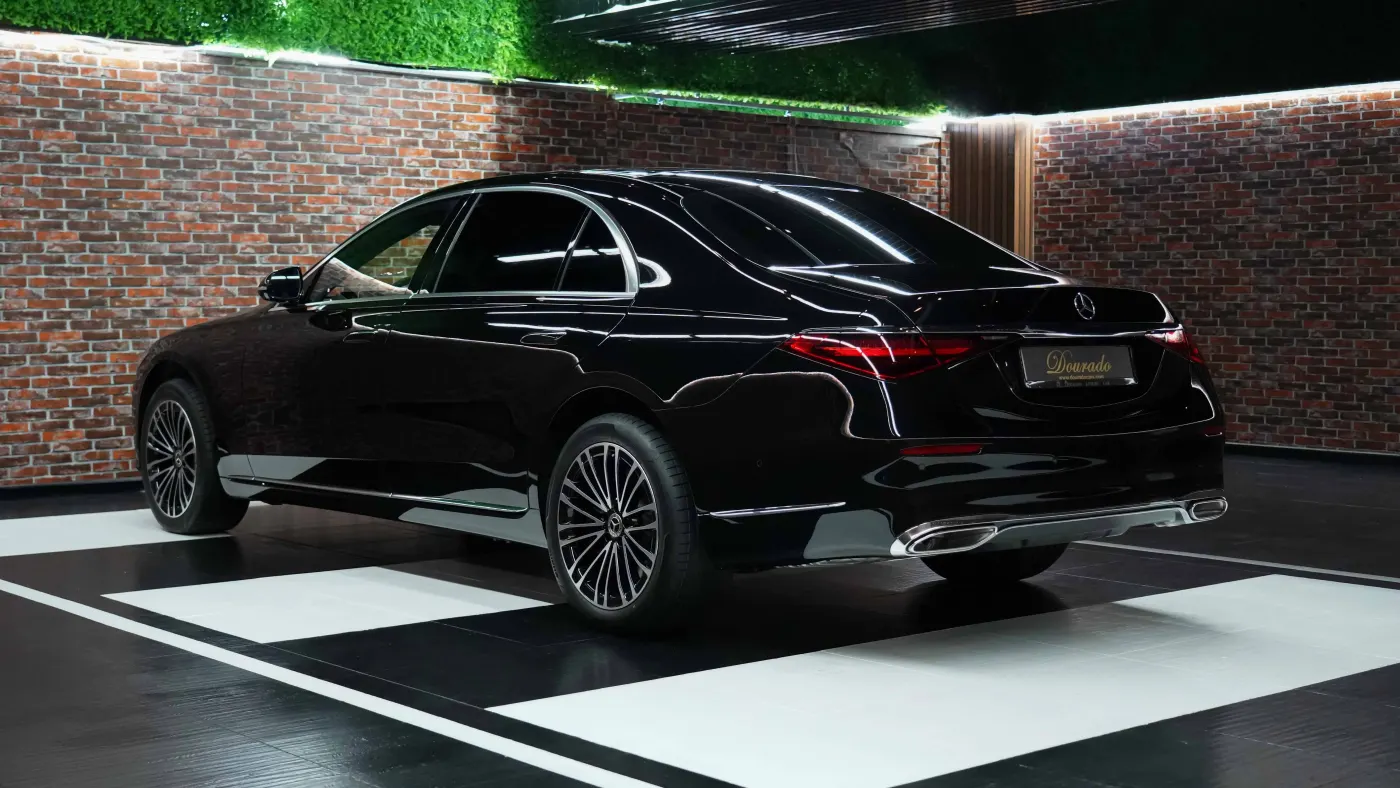 Buy the Mercedes-Benz S 580 | Brand New | 4 Matic | Fully Loaded
