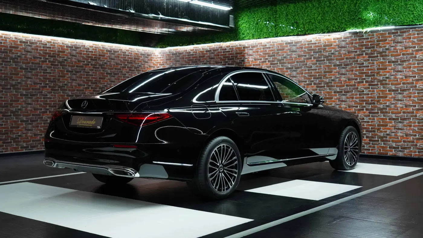 Buy the Mercedes-Benz S 580 | Brand New | 4 Matic | Fully Loaded