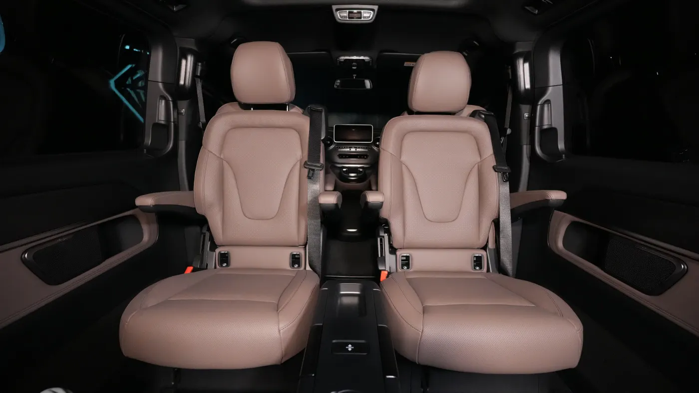 Purchase the Mercedes-Benz | V250D LWB | Maybach Kit | New | 2023 | Black