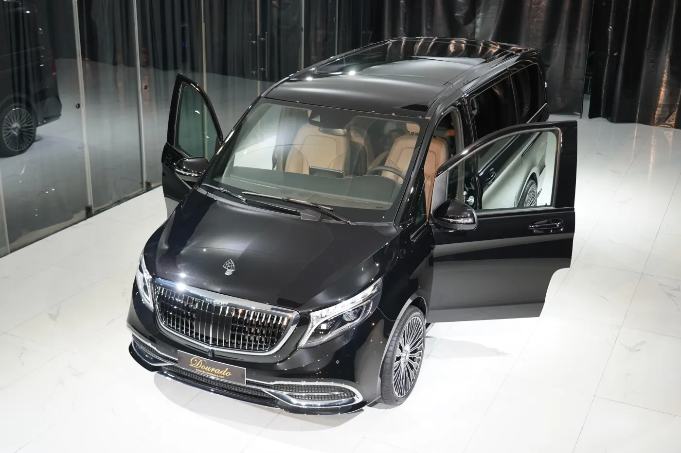 Buy the Mercedes-Benz | V250D LWB | Maybach Kit | New | 2023 | Black