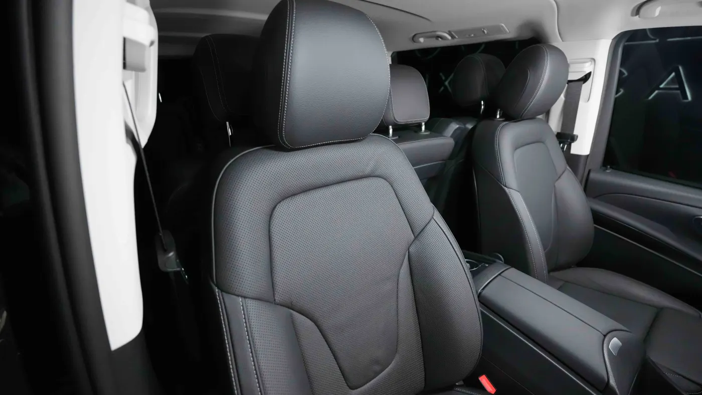 Buy the Mercedes-Benz | V300D Extra LWB - 4 Matic | Maybach Kit