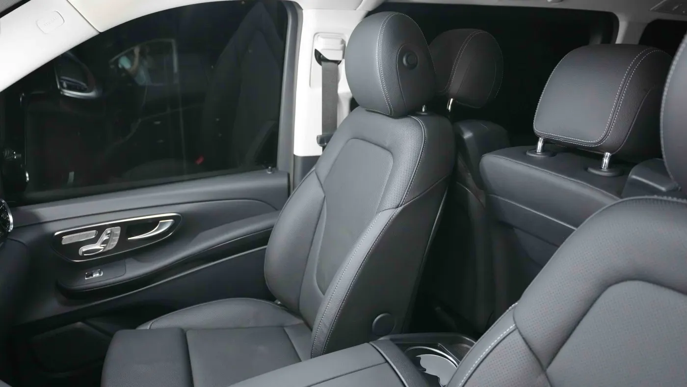 Buy the Mercedes-Benz | V300D Extra LWB - 4 Matic | Maybach Kit