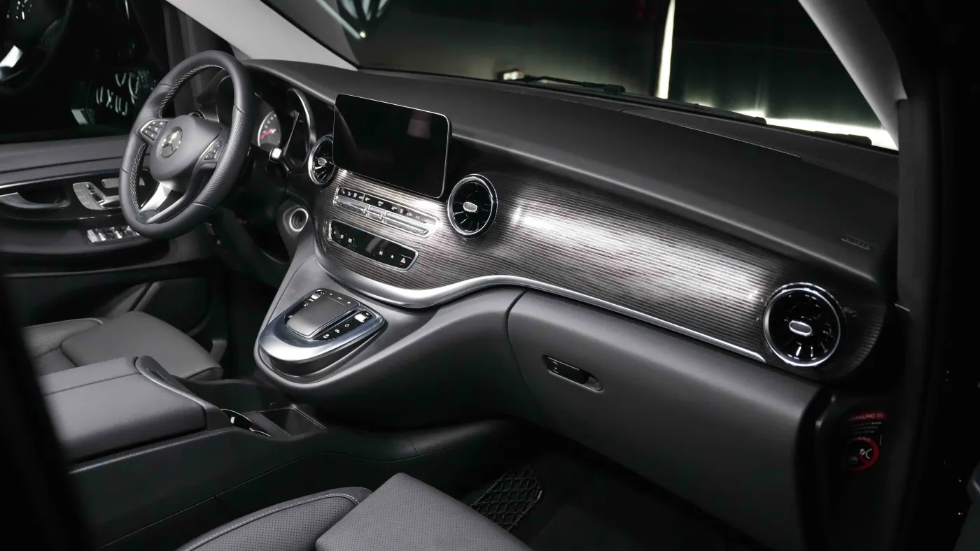 Buy the Mercedes-Benz | V300D Extra LWB - 4 Matic | Maybach Kit