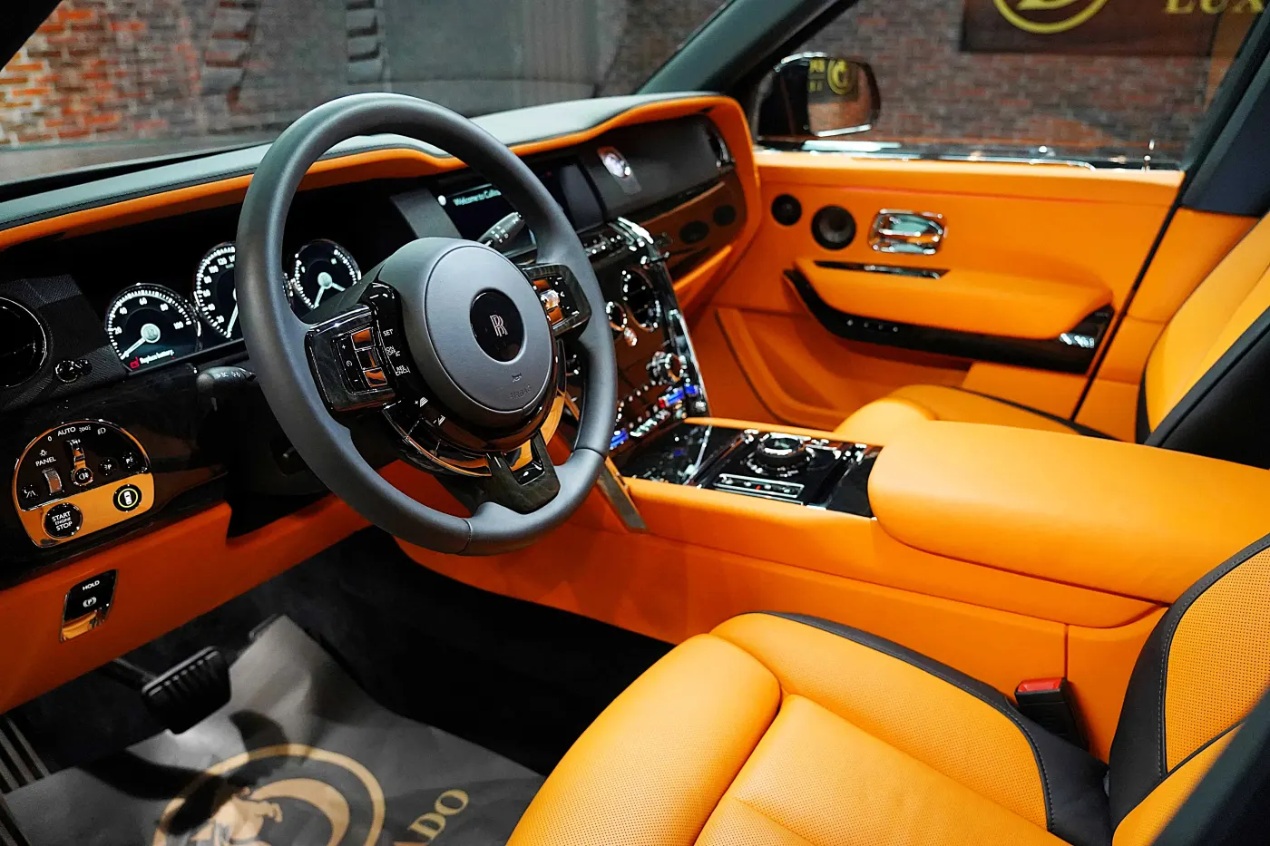 Rolls Royce Cullinan by Onyx Concept | Gold Spirit of Ecstasy | 3-Year Warranty and Service photo 15
