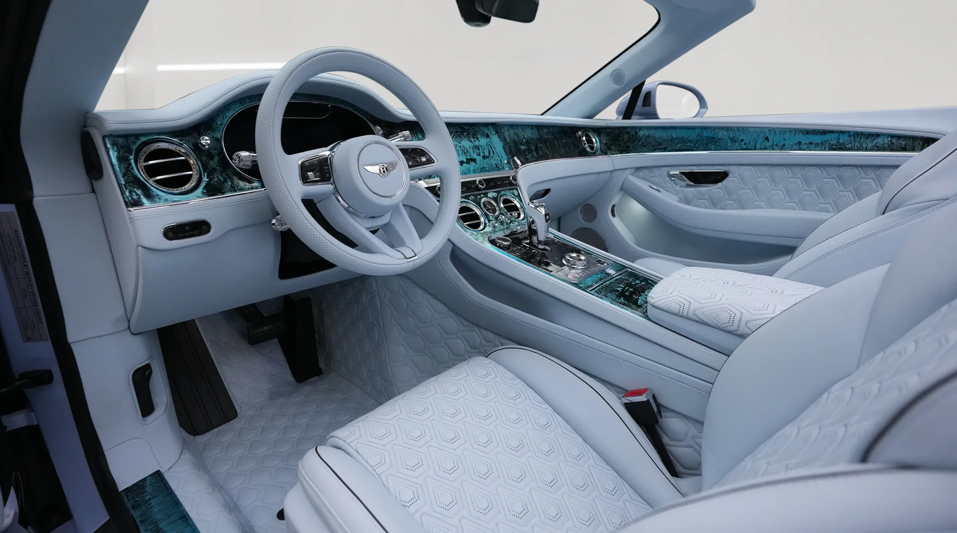Purchase Bentley Continental GTX II by Onyx Concept with bold Onyx Concept styling in Dubai.