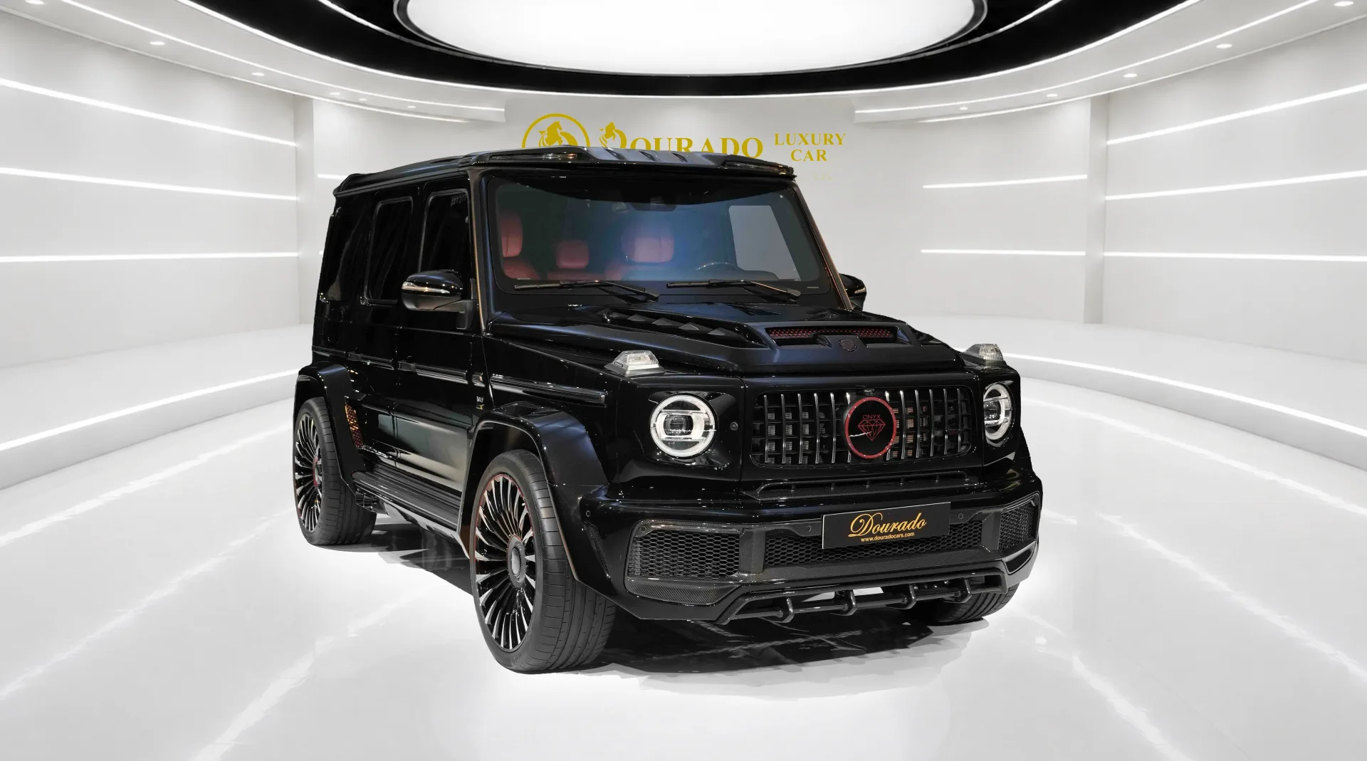 Get a Mercedes-Benz G63 AMG transformed with the G7X Onyx Kit, tailored for a luxurious yet aggressive aesthetic.