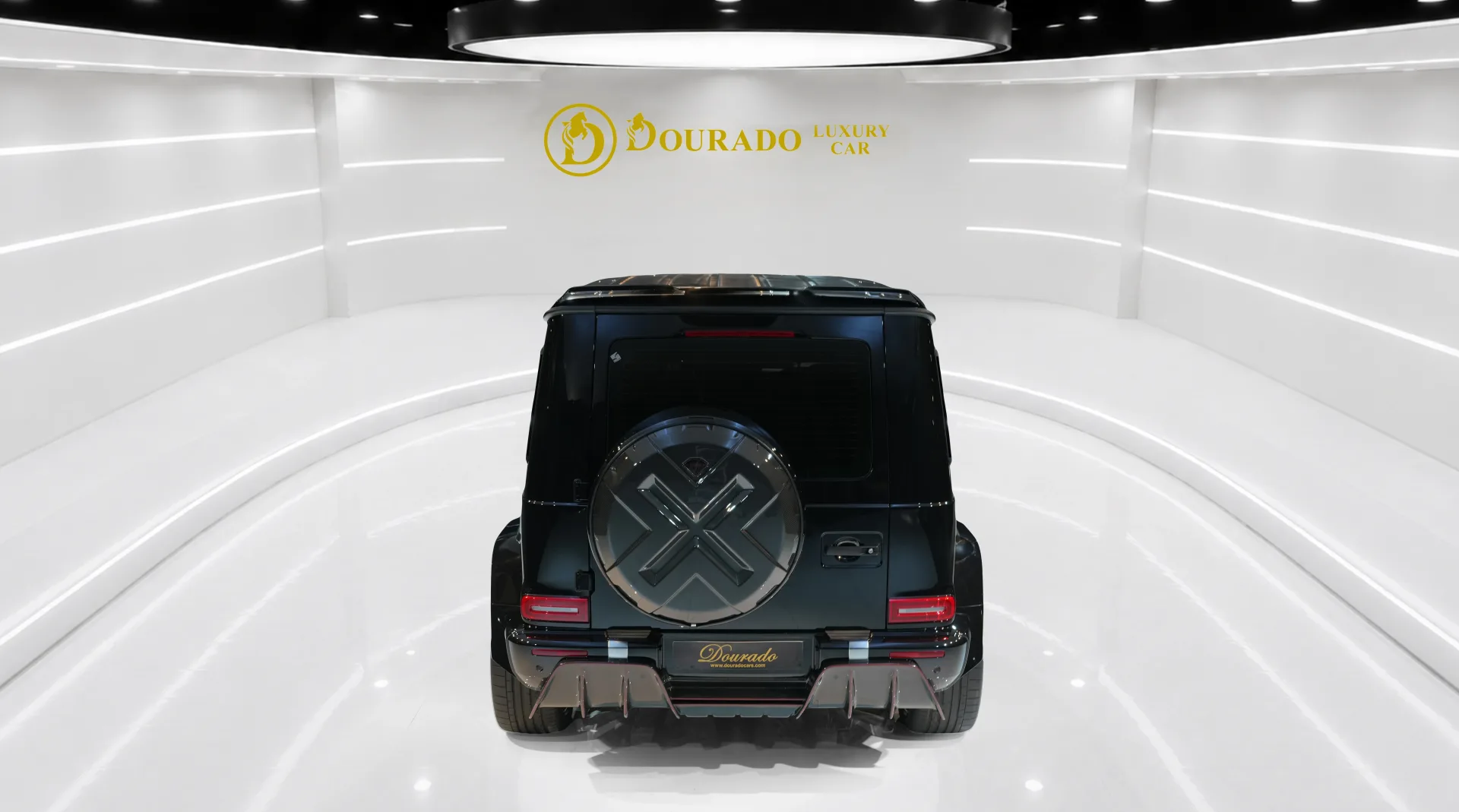 Own the Mercedes-Benz G63 AMG G7X Onyx Kit, elevated with signature Onyx Concept styling and exclusive details.