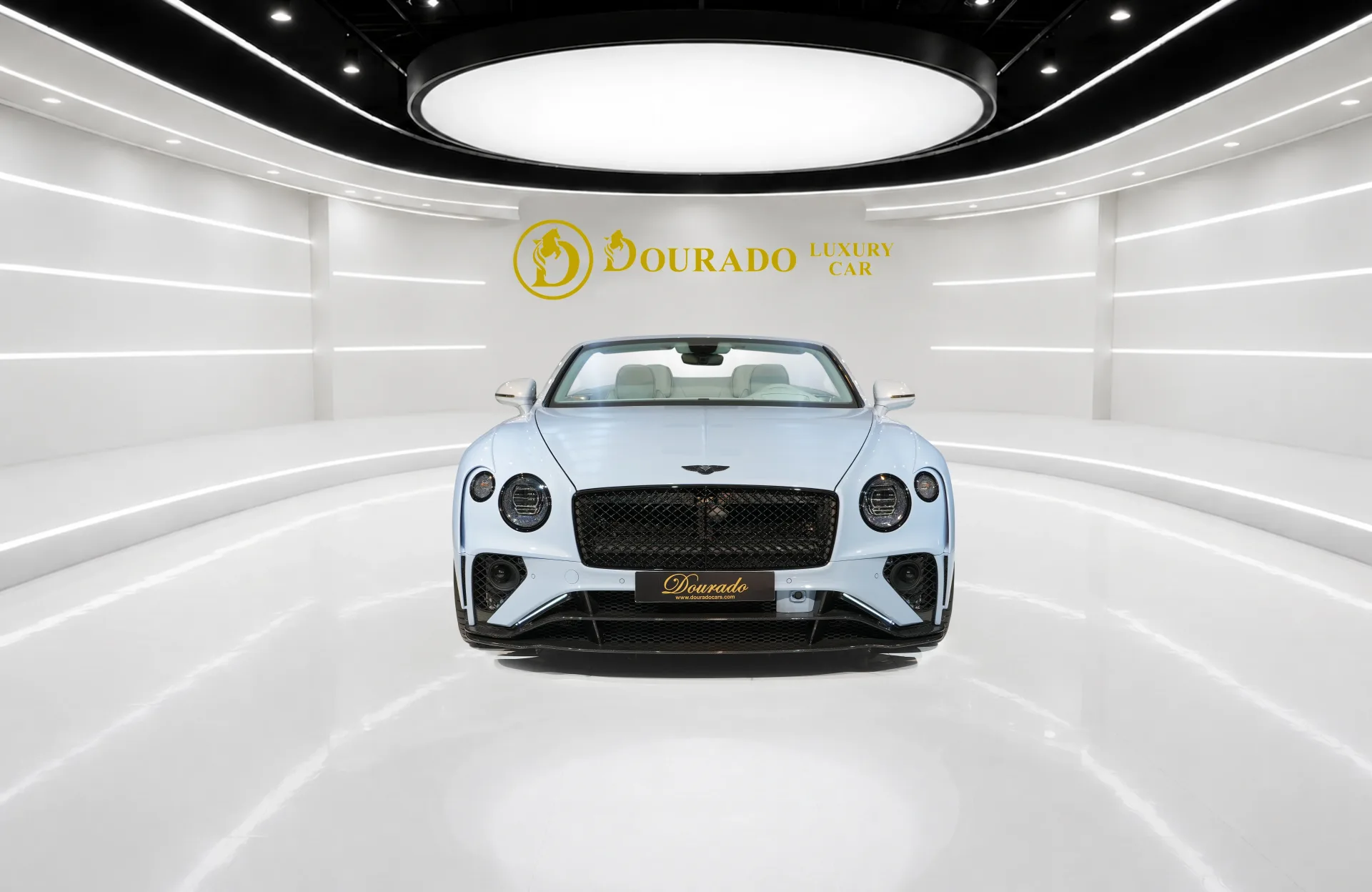 Get your Bentley Continental GTX II by Onyx Concept with an exclusive wide-body-inspired design in Dubai.