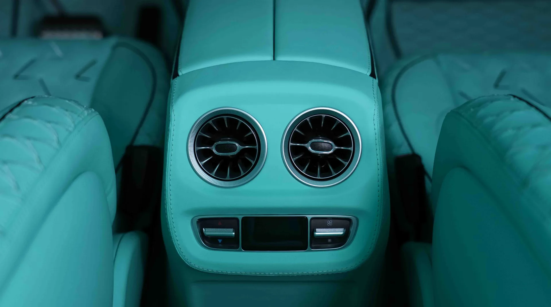 G8X Oscar by Onyx Concept ready to own with 3-Year Service