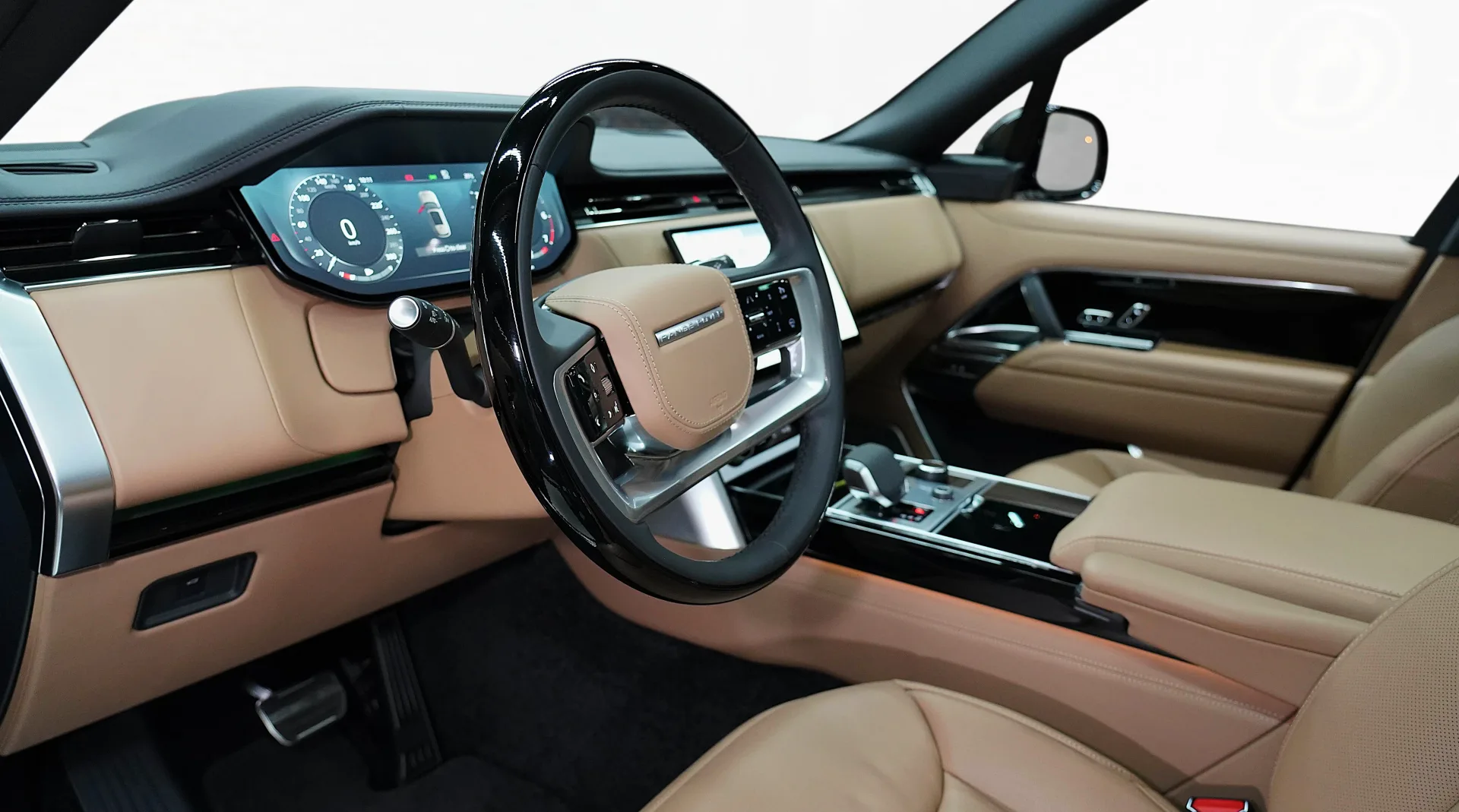 Land Rover Range Rover Autobiography P530 | SWB - Range Rover Autobiography vs Mercedes-Maybach GLS - Dourado Luxury Cars Dubai