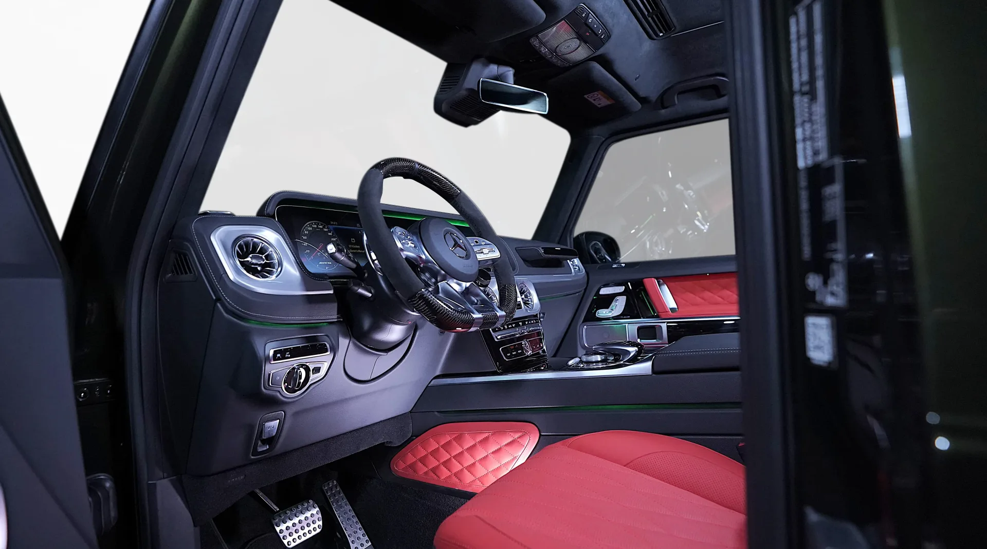 Purchase Mercedes-Benz G63 AMG in Dubai UAE