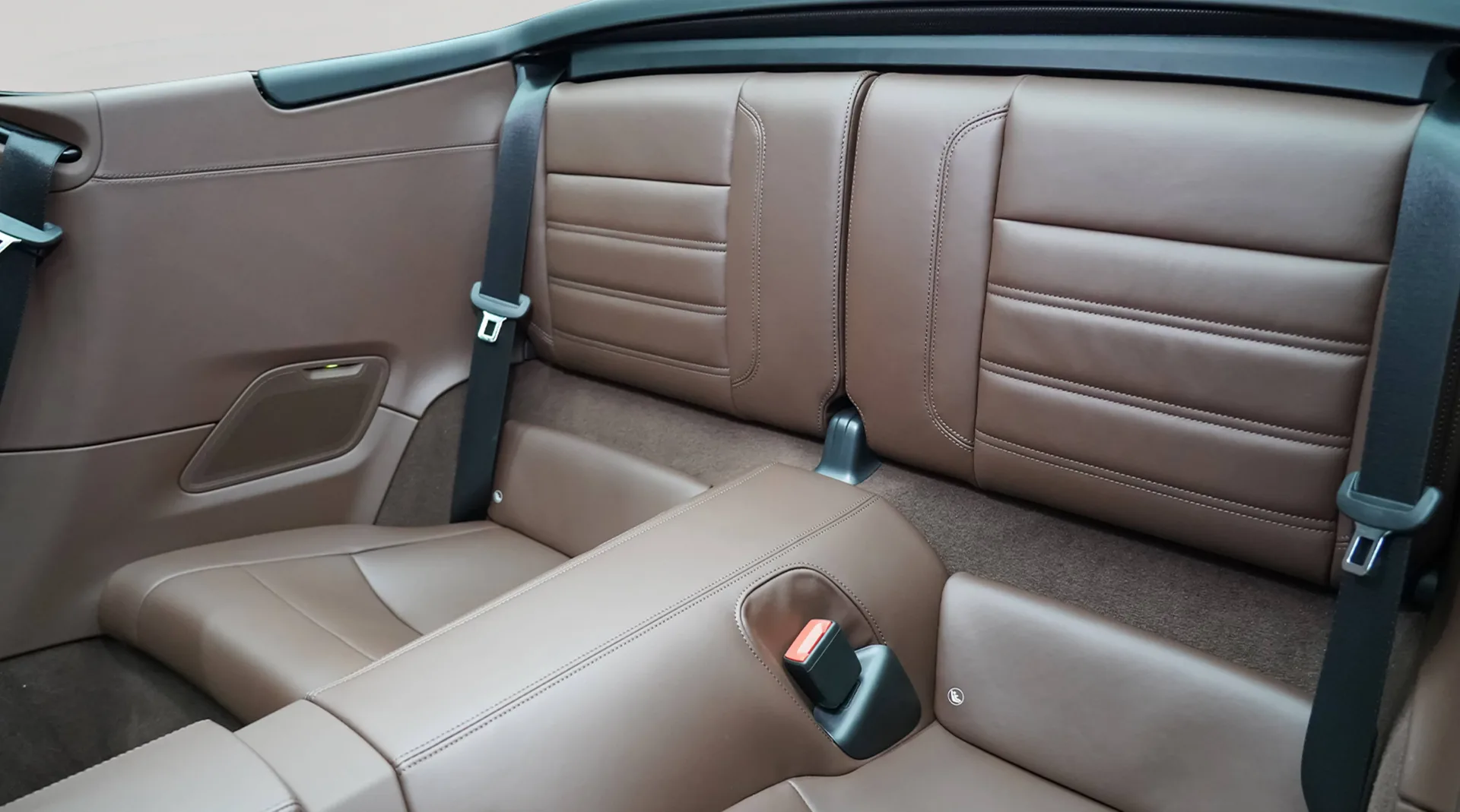 Porsche 911 Turbo S Cabriolet for Sale in Dubai