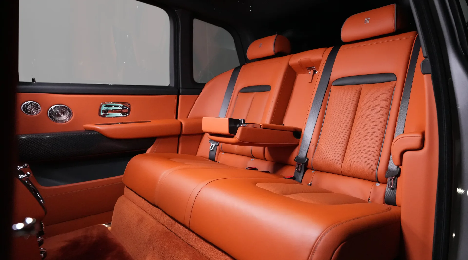 Purchase a 2023 Rolls-Royce Cullinan Black Badge by Onyx Concept in UAE