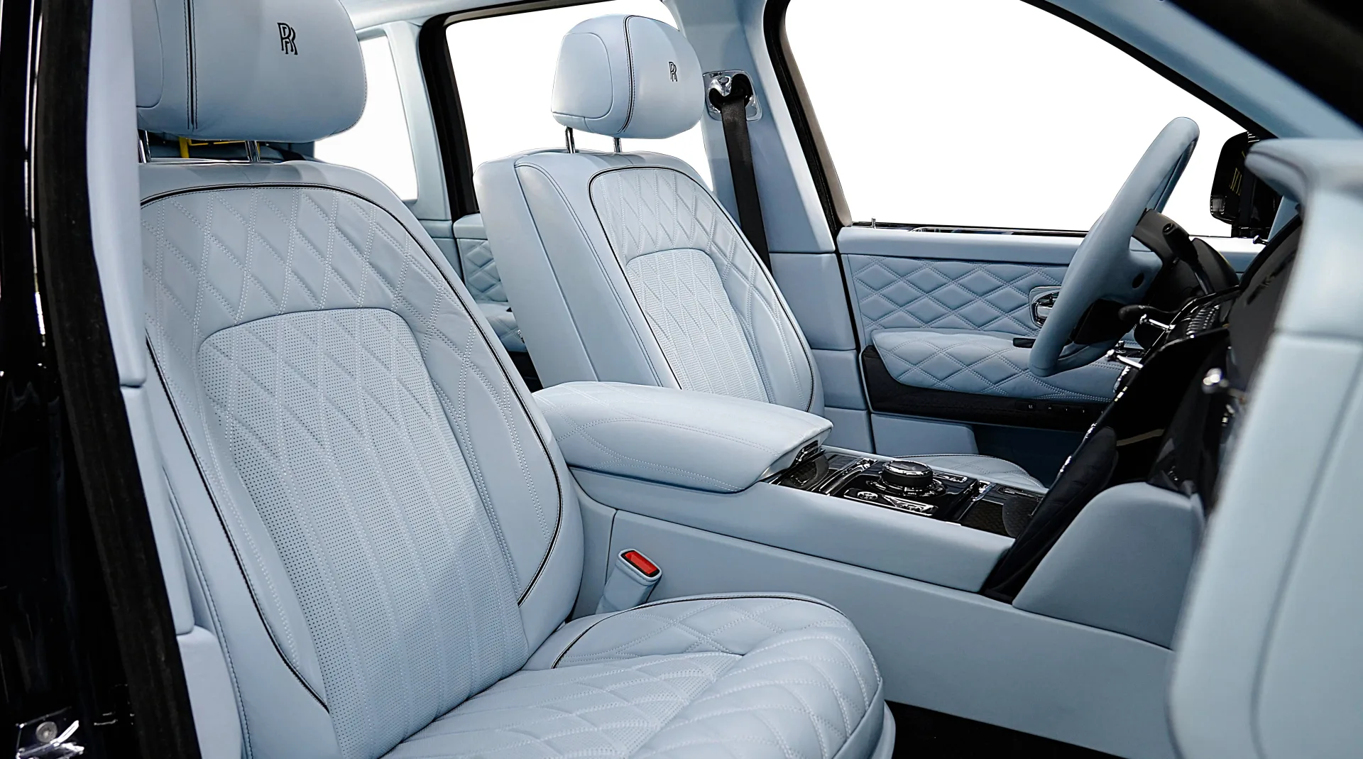 Own a NOVITEC Rolls-Royce Cullinan in Dubai