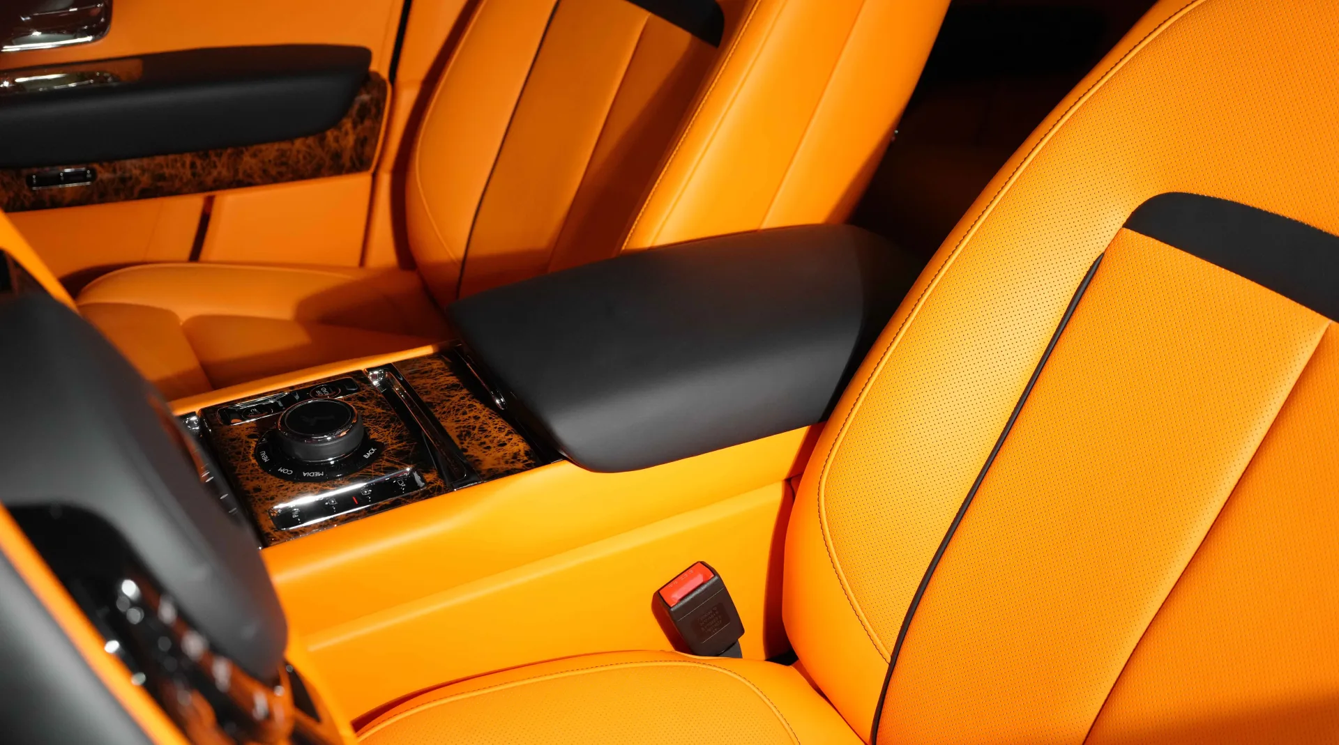Onyx Concept Rolls-Royce Cullinan NEEV exclusive luxury SUV Dubai
