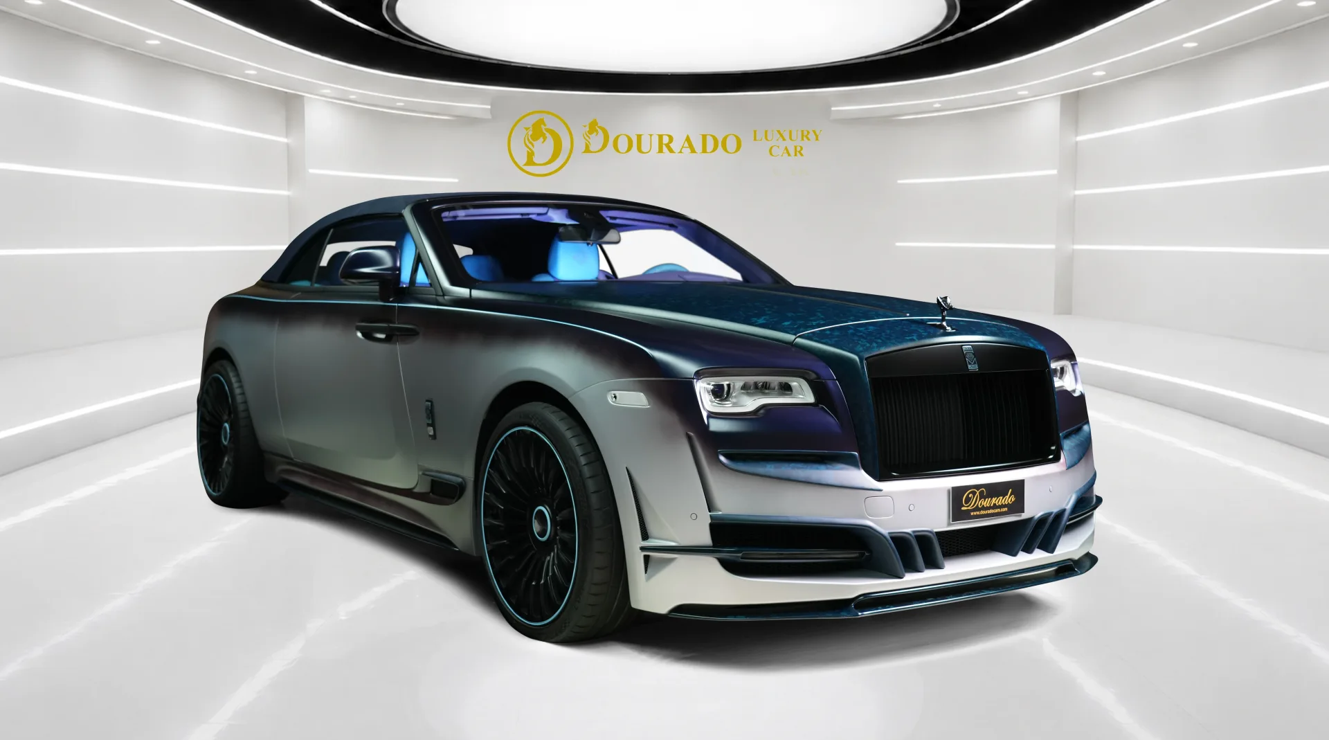 For sale: Rolls-Royce Dawn with blue detailing.