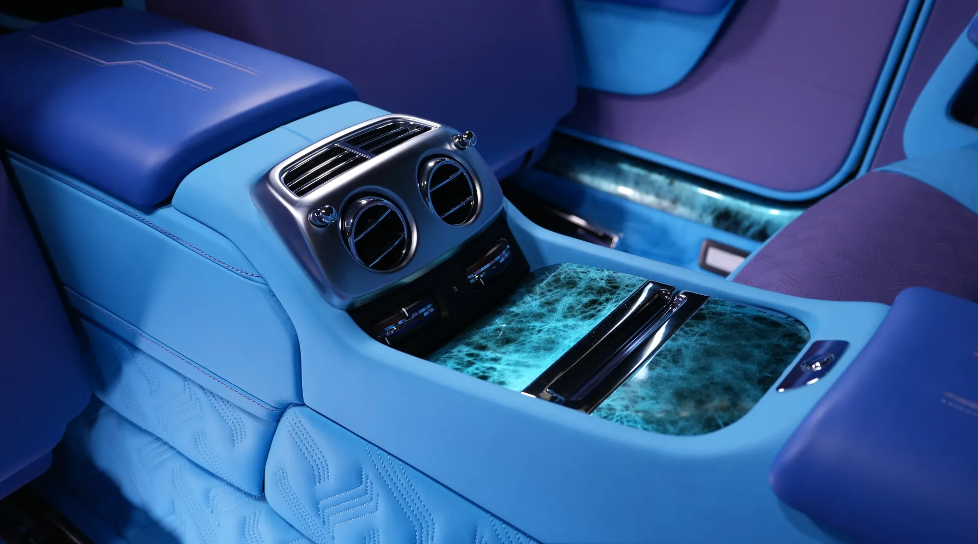 Buy Rolls-Royce Dawn with custom forged wheels.