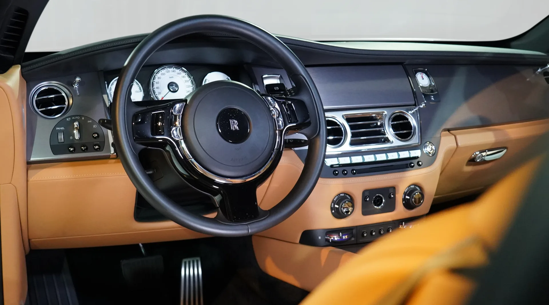 Rolls Royce Wraith luxury coupe for sale UAE