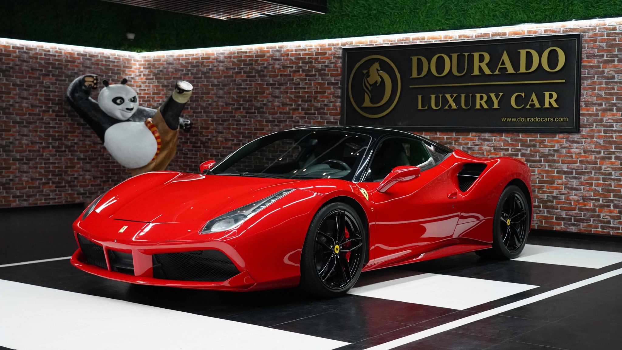 Ferrari 488 GTB F142M Red Rosso Corsa - Dourado Luxury Cars