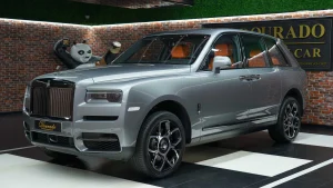 Rolls-Royce Cullinan in Jubilee Silver for Sale in Dubai UAE