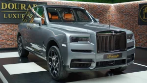 Rolls-Royce Cullinan in Jubilee Silver Super Car for Sale in UAE