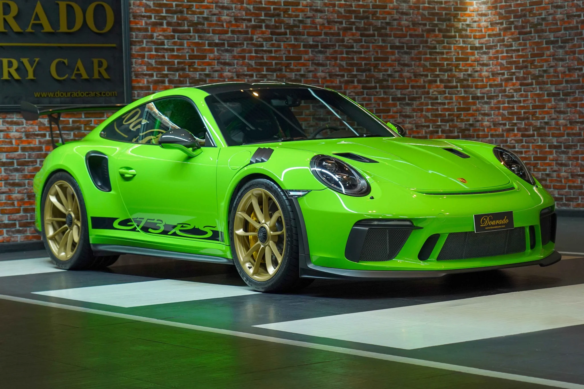 Porsche 911 Car GT3 RS Green Sale In Dubai Dourado Luxury Car