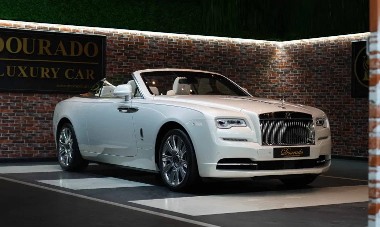 Rolls Royce Dawn White for Sale in Dubai