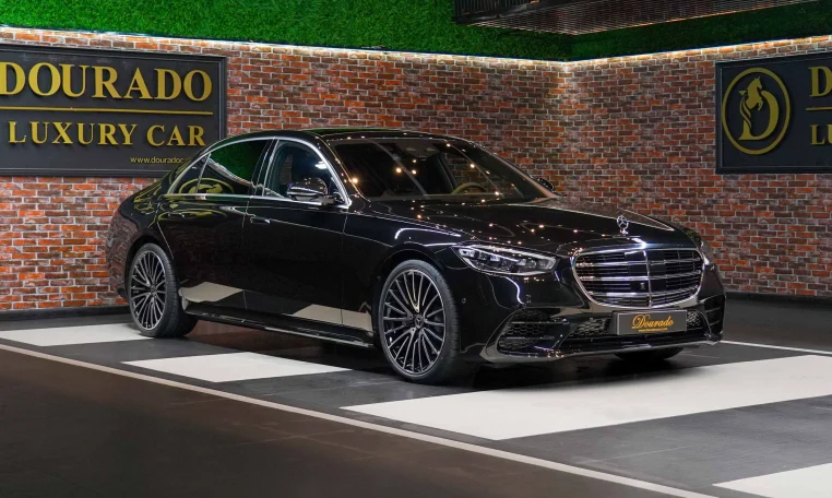 Mercedes S 580 4MATIC- luxury showroom UAE