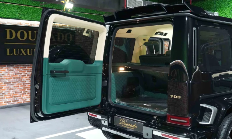 Brabus 700 MERCEDES