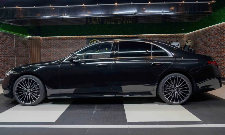 Mercedes S 580 4MATIC Luxury Car for Sale in Dubai