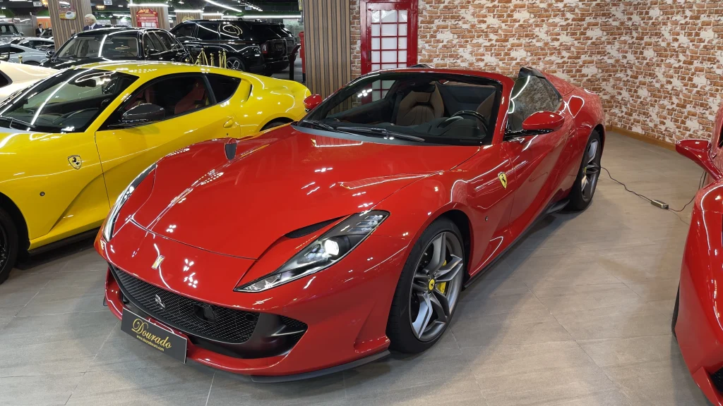 Ferrari Convertible : Open-Top Driving at Its Best
