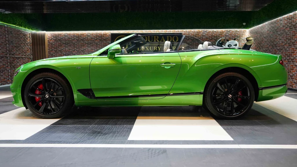 Best High End Luxury Cars : Where Luxury and Performance Harmonize
