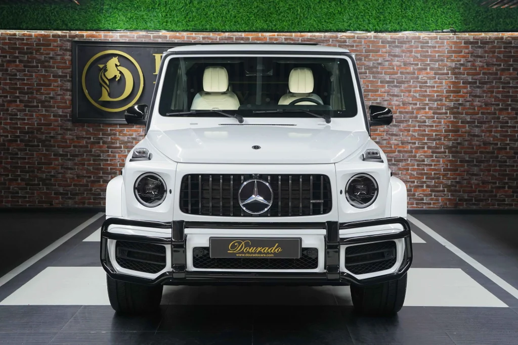 Mercedes Benz G63 AMG Super car : Power Unleashed