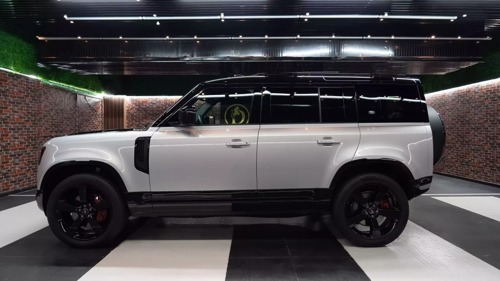 Land Rover Dubai : Performance Redefined