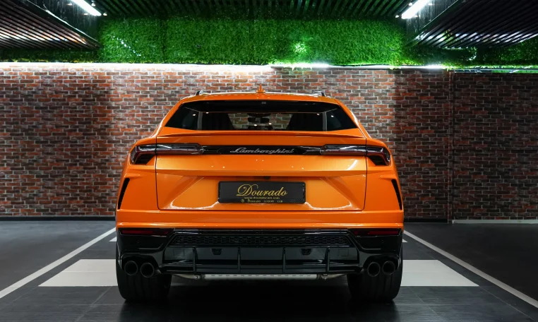 Lamborghini URUS 2023 Dealership in UAE