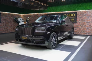 Rolls Royce Cullinan in Black for Sale in Dubai