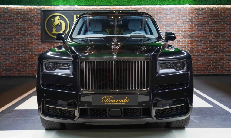 Rolls Royce Cullinan in Black for Sale in Dubai UAE