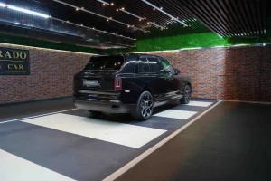 Rolls Royce Cullinan in Black Luxury Car for Sale in Dubai