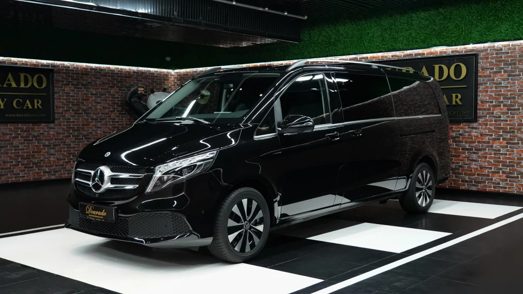Mercedes UAE: The Embodiment of Automotive Opulence