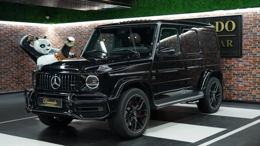 Black AMG G63 : The Luxurious Choice