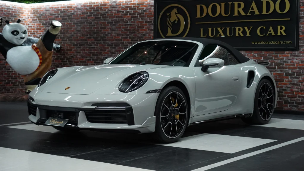 Porsche Targa 4S: Experience the Powerhouse