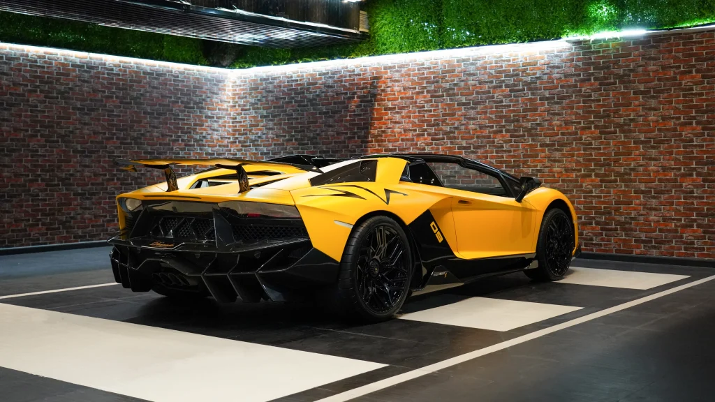 Lamborghini Tecnica : Unraveling the Mysteries of Speed
