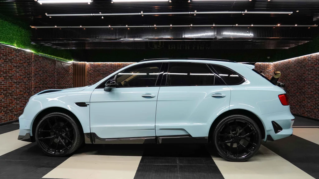 Bentley Bentayga 2023 : Powertrain Options Explained
