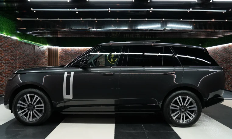 Range Rover Autobiography LWB P530 luxury car dealership Dubai
